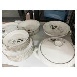 SET OF DISHES STONEGATE GERMANY BAVARIAN WOODDALE