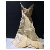 VINTAGE DRESS SZ. 12 W/ WIDE BASE