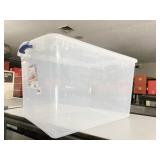66 QT. STERLITE TOTE W/ LOCK LID