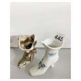 2 DECORATIVE SHOES