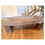 SINGER SEWING MACHINE 4 WOOD DRAWERS W/ LOCKING
