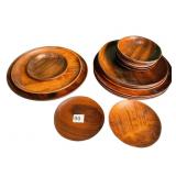 WOOD PLATES TWO SIZES AND 8 SIDE BOWLS