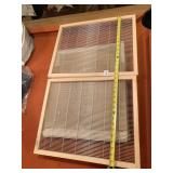 20X16 QUEEN BEE EXCLUDERS, NEW