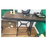 SINGER SEWING MACHINE TABLE CAST IRON BASE