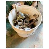 BUCKET OF CONNECTORS AND VALVES INCLUDING BRASS,