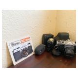 PENTAX CAMERA K1000 W/ FLASH, LEN, AND CASE