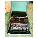 LC SMITH AND CORONA TYPEWRITER IN CASE