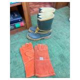 LEATHER GLOVES, SZ 10 STEEL SHANK INSULATED BOOTS
