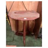 3-LEGGED WOOD TABLE, TOP NEEDS REPAIRED