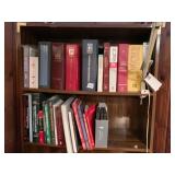 ASSORTED BOOKS MEDICAL DESK REFERENCE