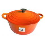 LE CREUSET CASSEROLE W/ LID "B" ON LID 3.5" H X