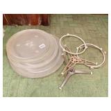 ASSORTED MICROWAVE GLASS TRAYS