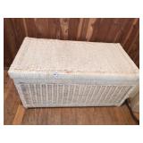 WICKER BLANKET CHEST W/ LID