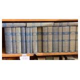 18 VOLUMES OF INTERNATIONAL COLLECTORS LIBRARY