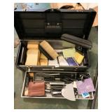 PLASTIC TOOLBOX WITH TOOLS FOR WALLPAPER