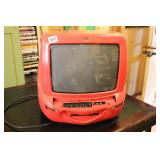 LIGHTENING MCQUEEN TV/DVD PLAYER 14" SCREEN