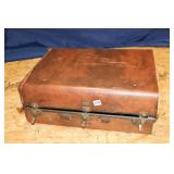 SAMSONITE VINTAGE LEATHER SUITCASE
