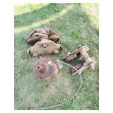 VINTAGE SHOP CRANE. STEEL BEAM MOUNTED.