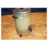 WEST BEND ELECTRIC PERCOLATOR (30 CUPS)