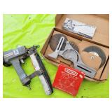 PASLODE TRIM GUN AND CRAFTSMAN CIRCULAR SAW SET