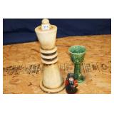 LOT OF 3 DECORATIVE PIECES. CAST IRON AMISH LADY