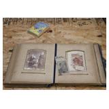 VINTAGE WALT DISNEY GOOFY BOOK (4" X 5") AND