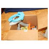 TOY CAR SET WITH LOTS OF TRACKS