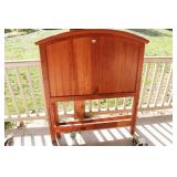 WOODEN LEXINGTON HEADBOARD (50.5" TALL X 44.5"