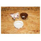 LOT OF 3 CERAMIC PIECES. VINTAGE CERAMIC COW