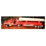 VINTAGE NY LINT AERIAL HOOK AND LADDER FIRETRUCK.