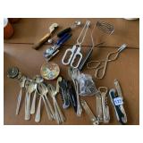 BOTTLE OPENERS, KITCHEN UTENSILS