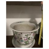 ROSE DESIGN PLANTER W/ LINER 8.5" H X 11" W