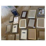 ASSORTED PICTURE FRAMES
