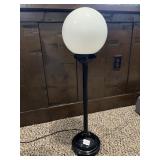 BLACK BASE POLE STYLE TABLE LAMP