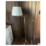 BRASS FINISH FLOOR LAMP