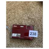 NIKON COOLPIX 5X ZOOM CAMERA