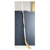 PITTSBURGH PENGUINS HOCKEY STICK #39 LUCA CAPUTI