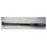 LOUISVILLE SLUGGER BAT SIGNED BY JASON BAY 04
