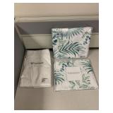 NEW SOLID WHITE QUEEN FITTED SHEET, NEW KING SIZE