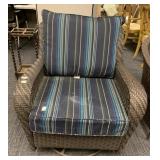 WOVEN OUTDOOR CHAIR SWIVEL & ROCKING