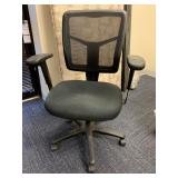 5 WHEEL MESH BACK ROLLING ADJ. OFFICE CHAIR