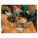 PAPER TOWEL HOLDER, UTENSILS & HOLDERS