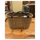BASKET WITH HANDLES