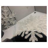 LIGHTED SNOWFLAKES LARGES 48"