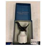 ROYAL WORCESTER FLAMEPROOF PORCELAIN PIE BIRD
