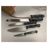 KNIFE BLOCK WITH VARIOUS KNIVES