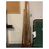 EASEL WOODEN