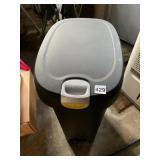 PEDAL OPERATED TRASH CAN