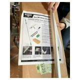 UNGER PRO WINDOW CLEANING KIT, NEW IN BOX, OPENED