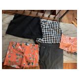 SKIRTS SIZE L AND 12
